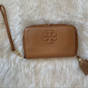 Tory Burch Thea Smartphone Wristlet Wallet